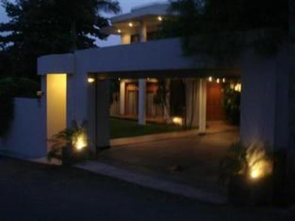 Silvikris Villa Colombo Esterno foto